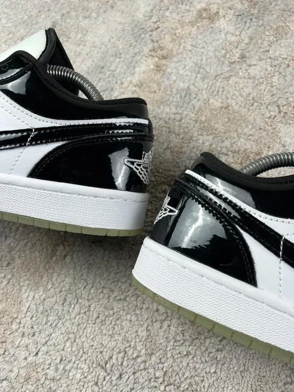 Nike Air Jordan 1 Black White Patent Leather Low SE Concord Sneakers Size 41EU – photo 9